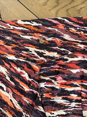 Lululemon Multicolor Abstract Print align Leggings